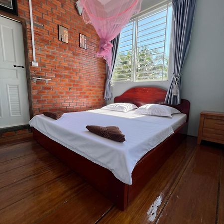 Ing Ing Guesthouse Koh Rong Samlon Eksteriør billede