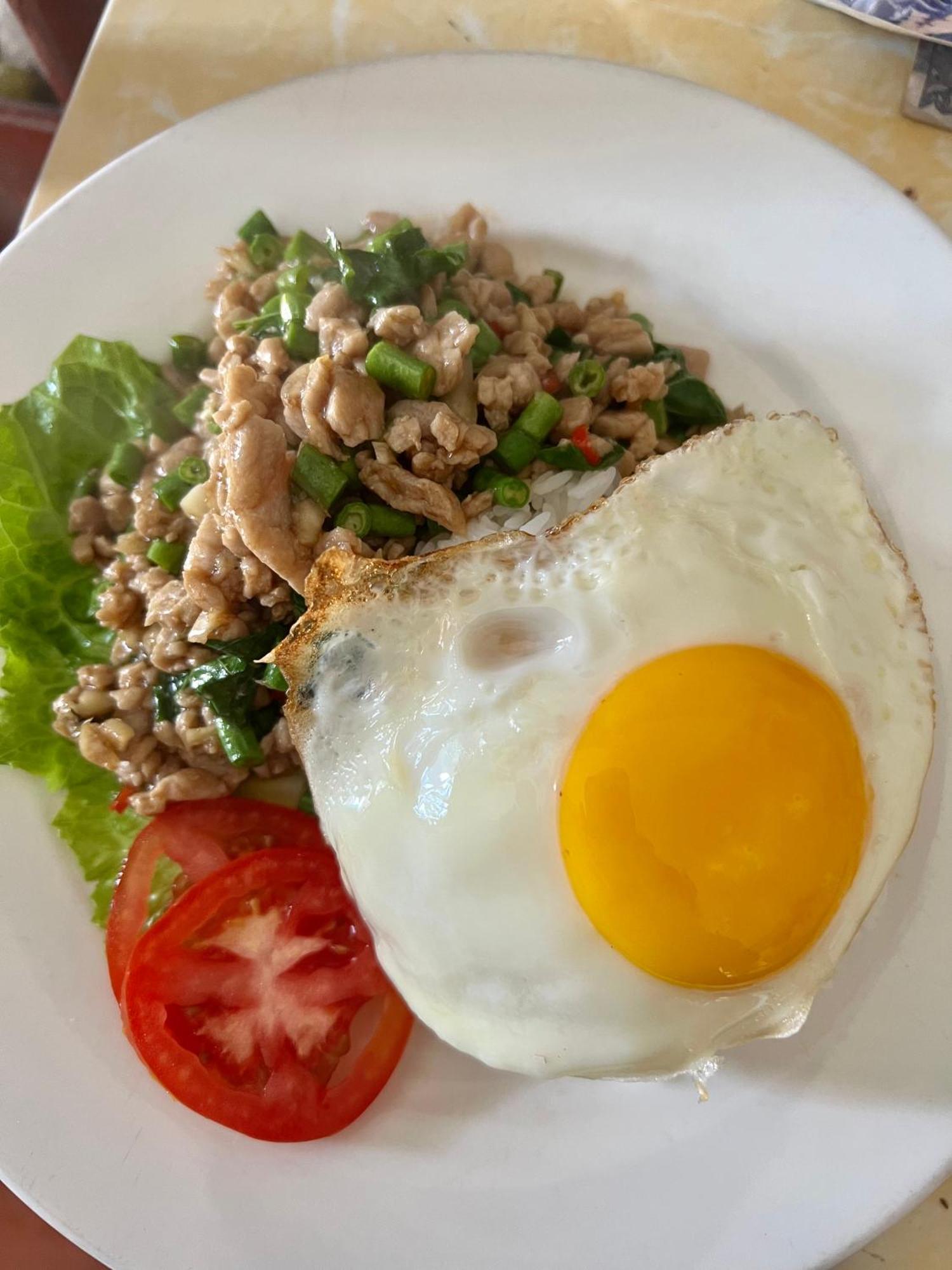 Ing Ing Guesthouse Koh Rong Samlon Eksteriør billede