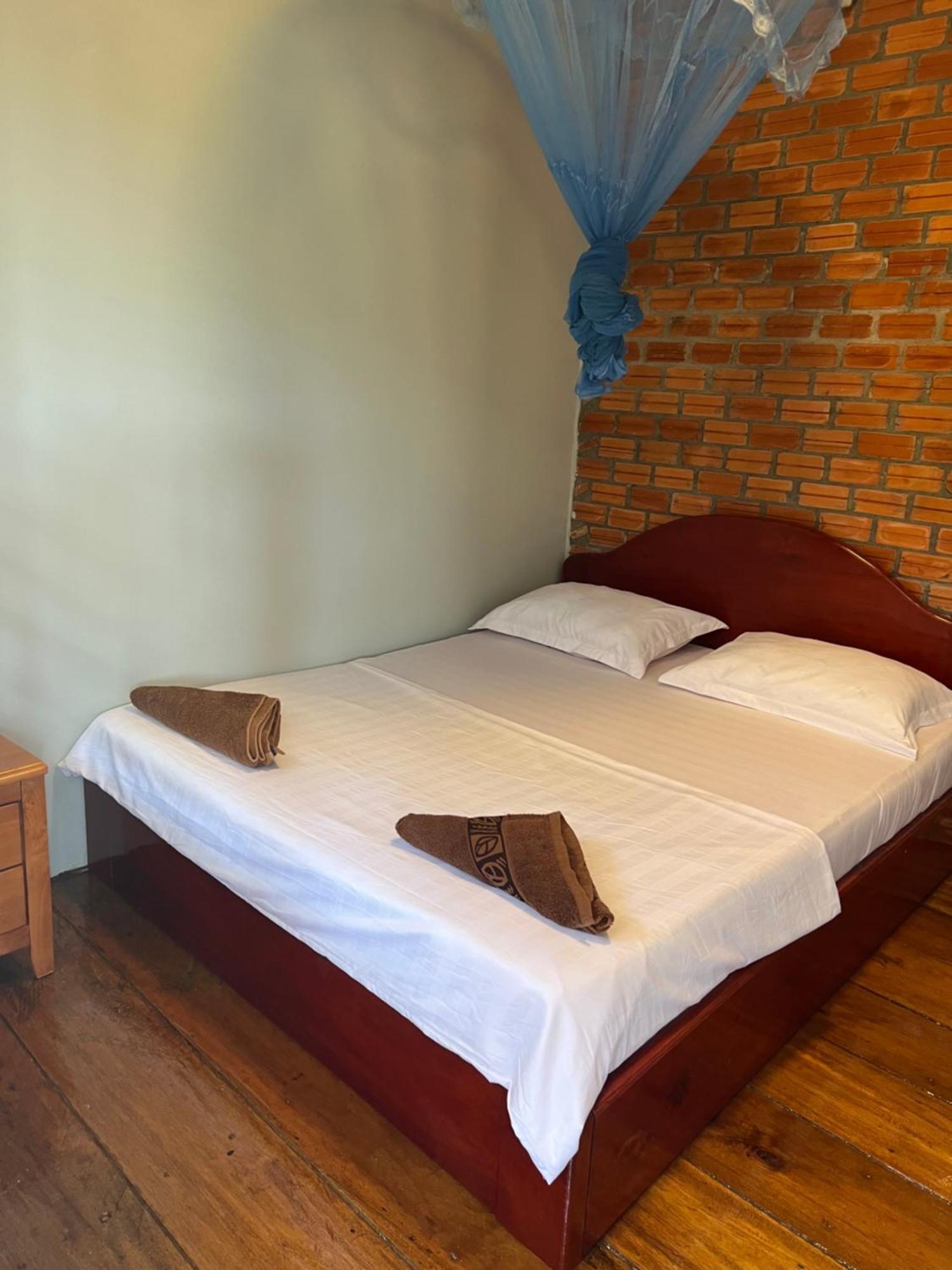 Ing Ing Guesthouse Koh Rong Samlon Eksteriør billede