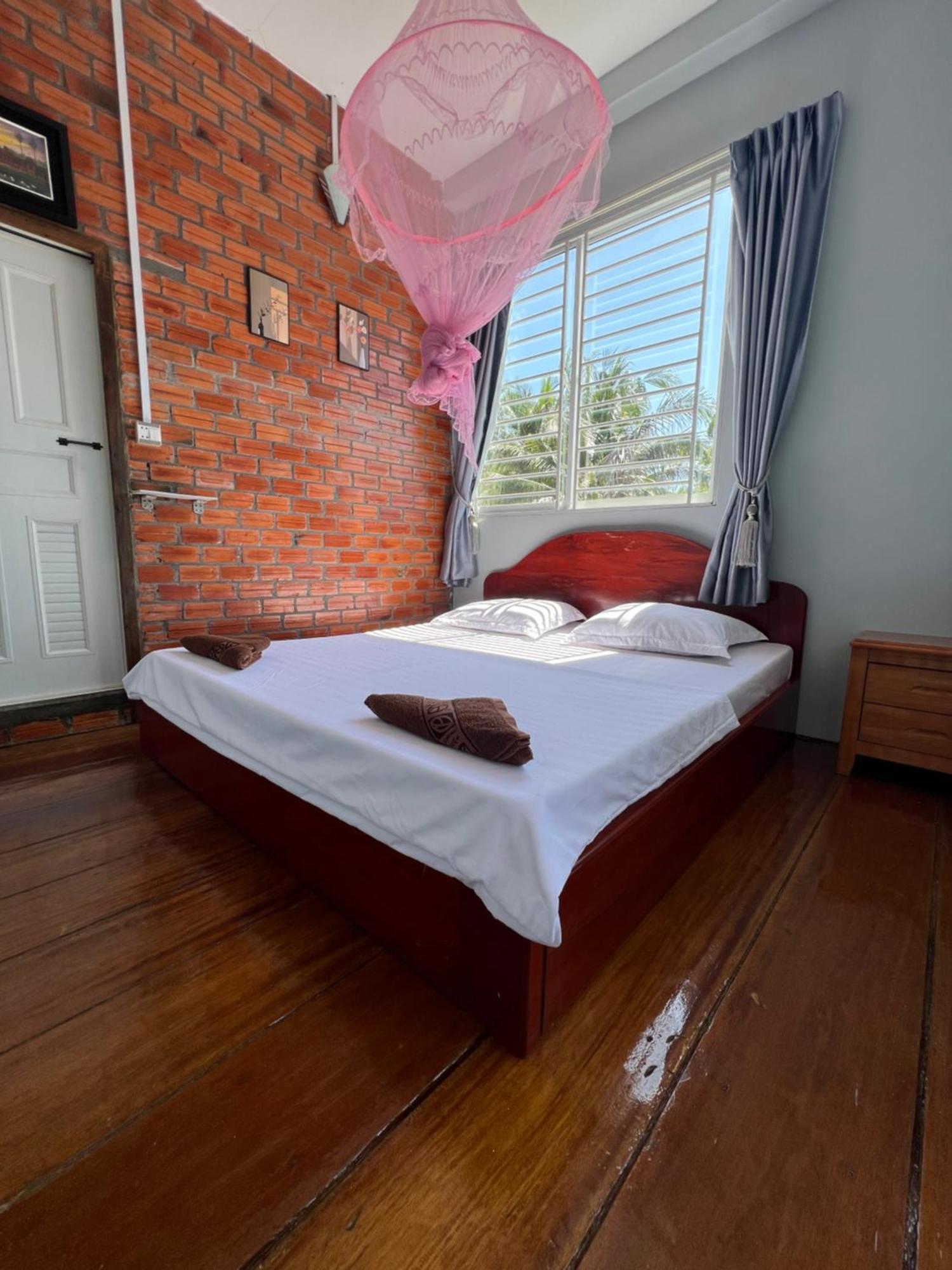 Ing Ing Guesthouse Koh Rong Samlon Eksteriør billede